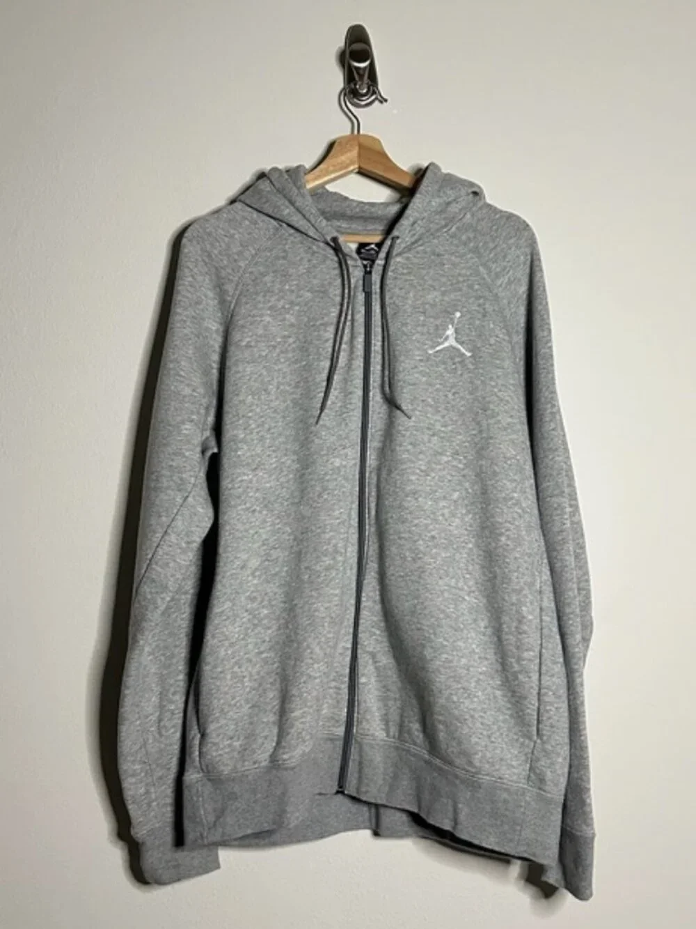 Jordan Embroidered Full Zip Up Hoodie in Grey Size XL